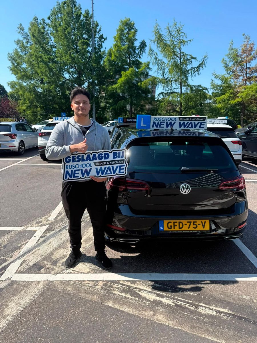 Geslaagd bij Rijschool New Wave