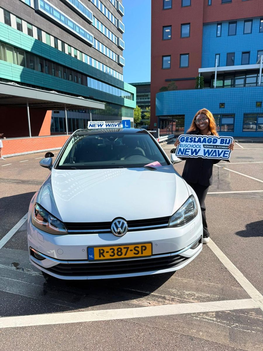 Geslaagd bij Rijschool New Wave