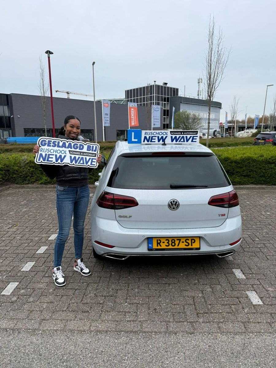 Geslaagd bij Rijschool New Wave