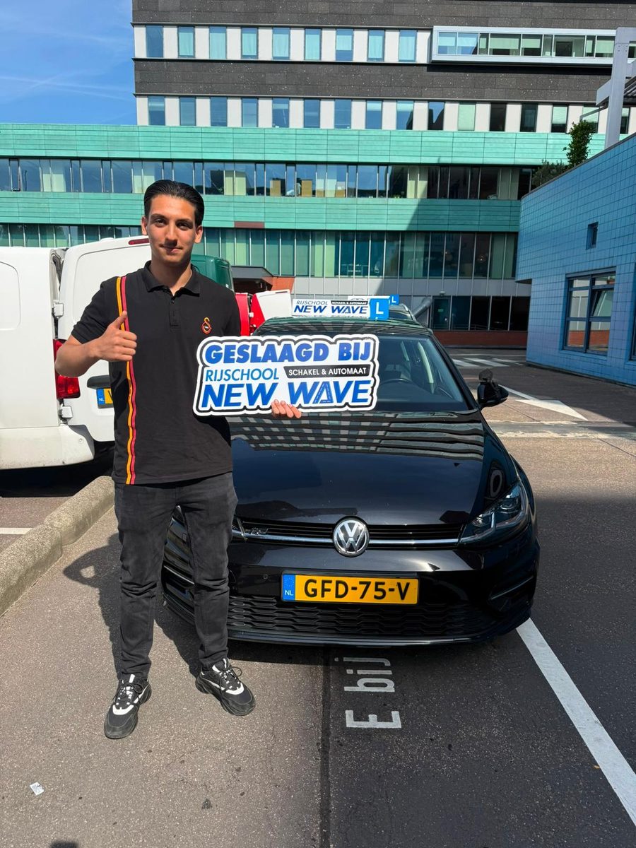 Geslaagd bij Rijschool New Wave